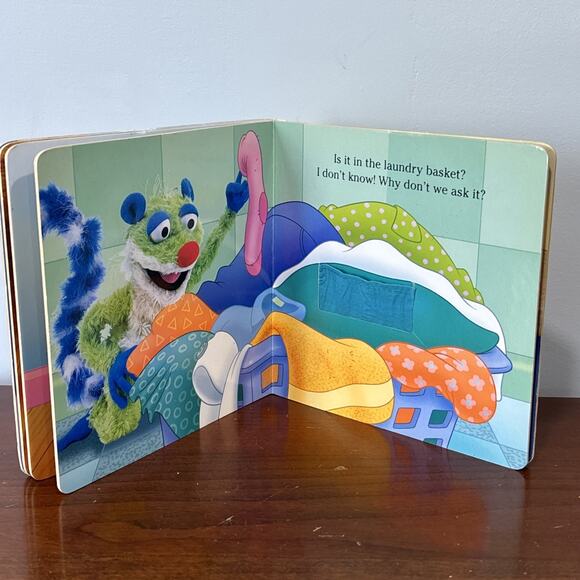 Bear In The Big Blue House Where Is Tutter’s Cheese? Board Book Jim Henson - Picture 7 of 8